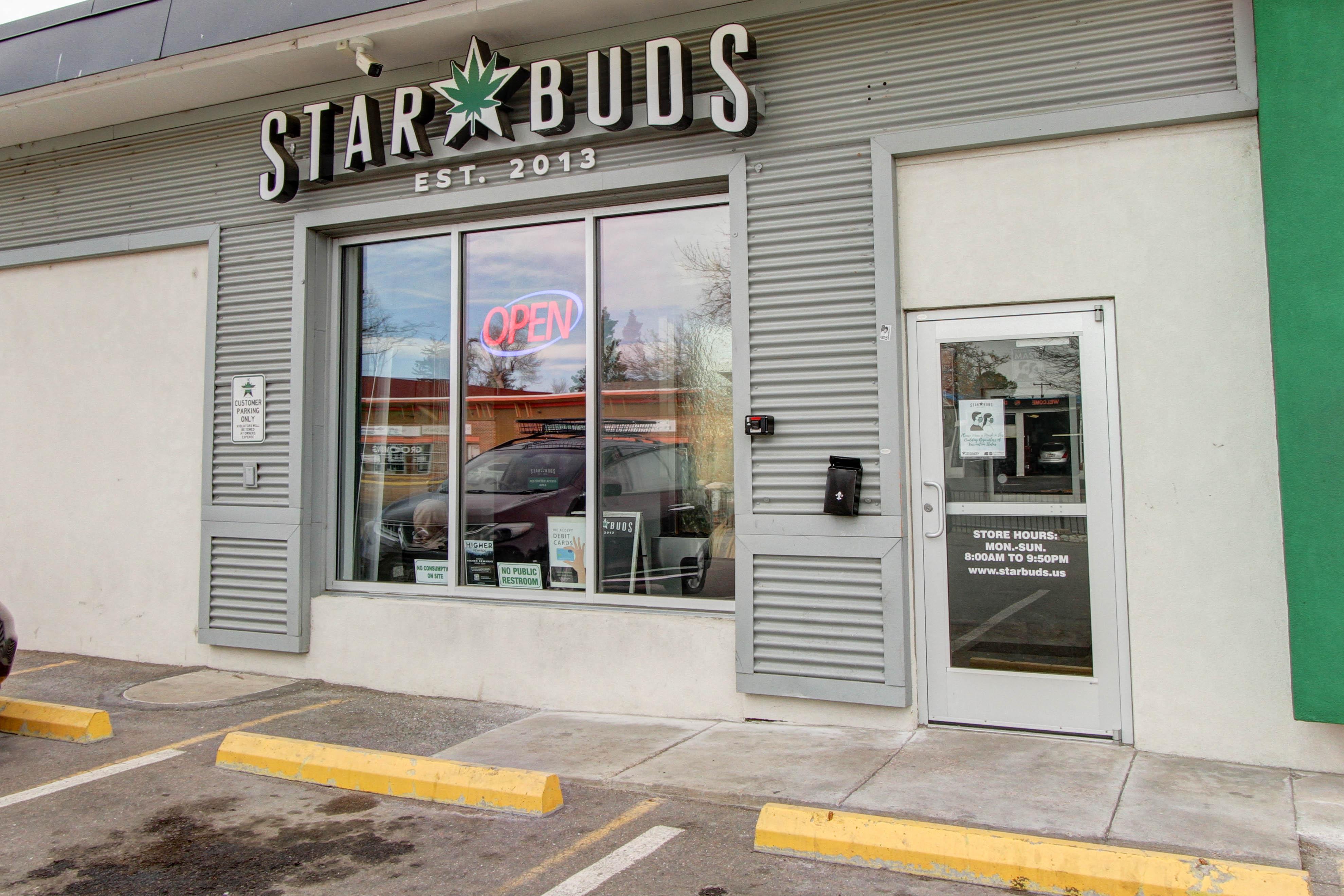 Star Buds North Aurora Image