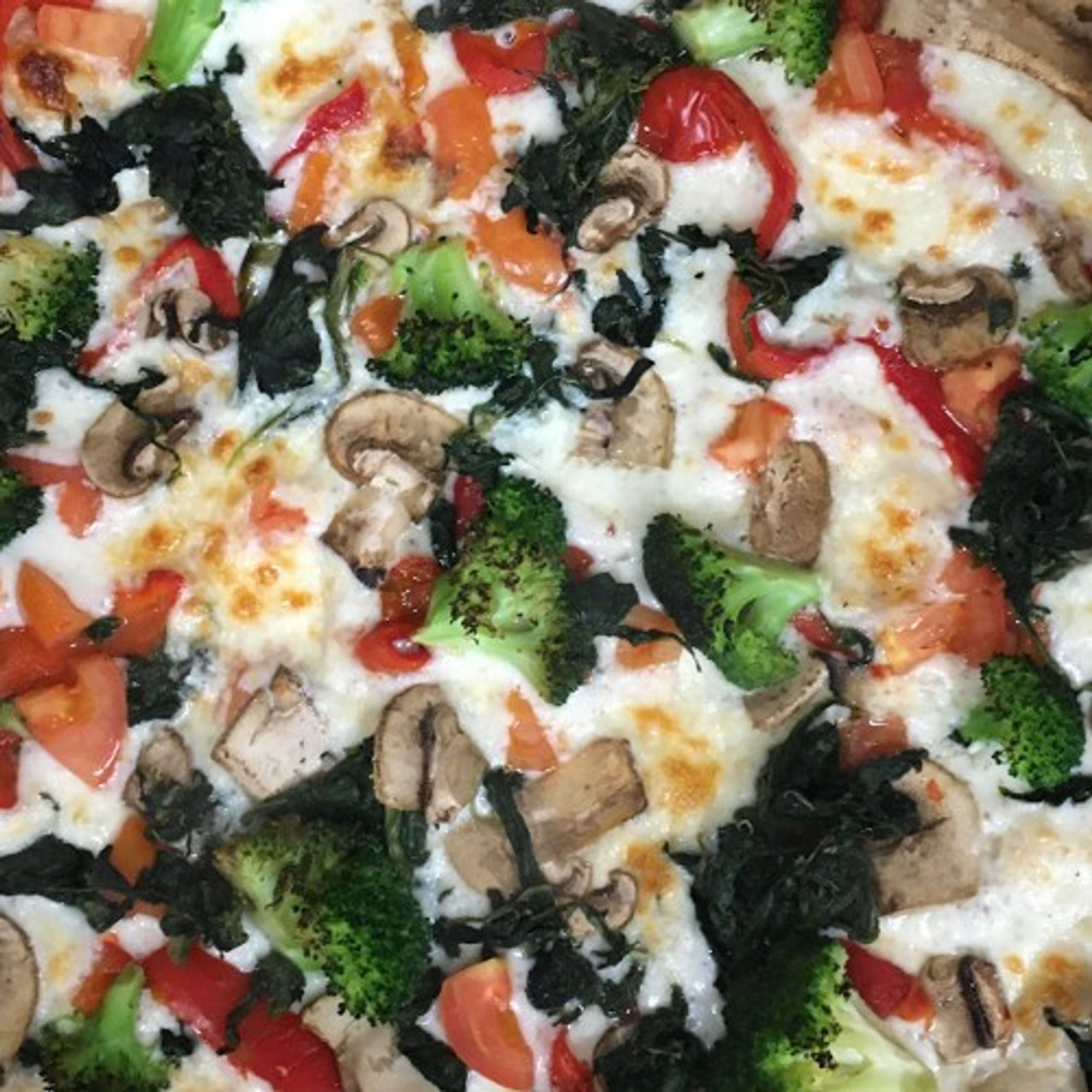The Great White Veggie Pizza