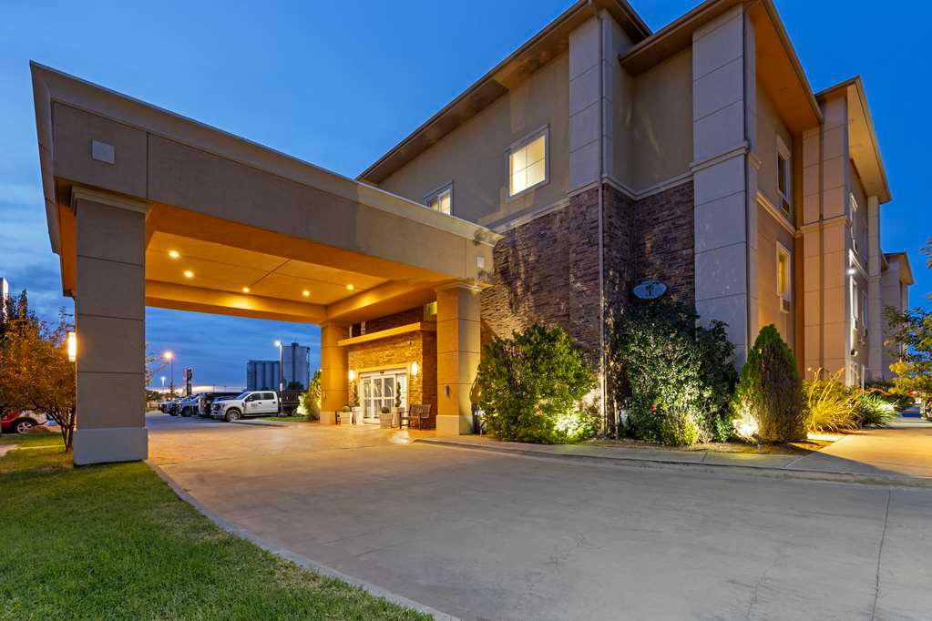 Best Western Plus Guymon Hotel & Suites, 1102 NE 6th St, Guymon, OK