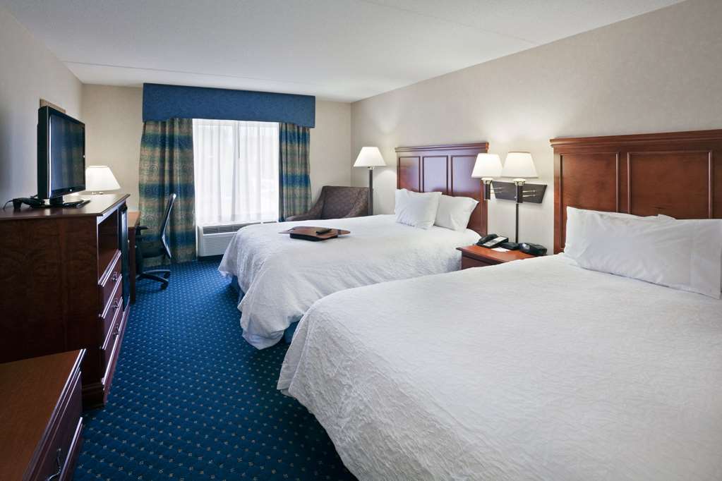 Hampton Inn Clifton Park Image