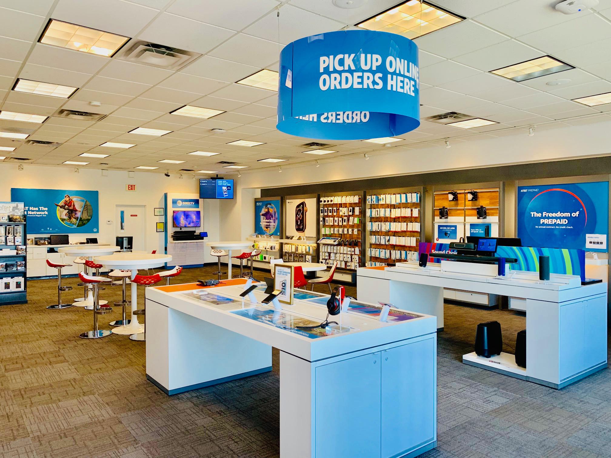 AT&T Store Photo