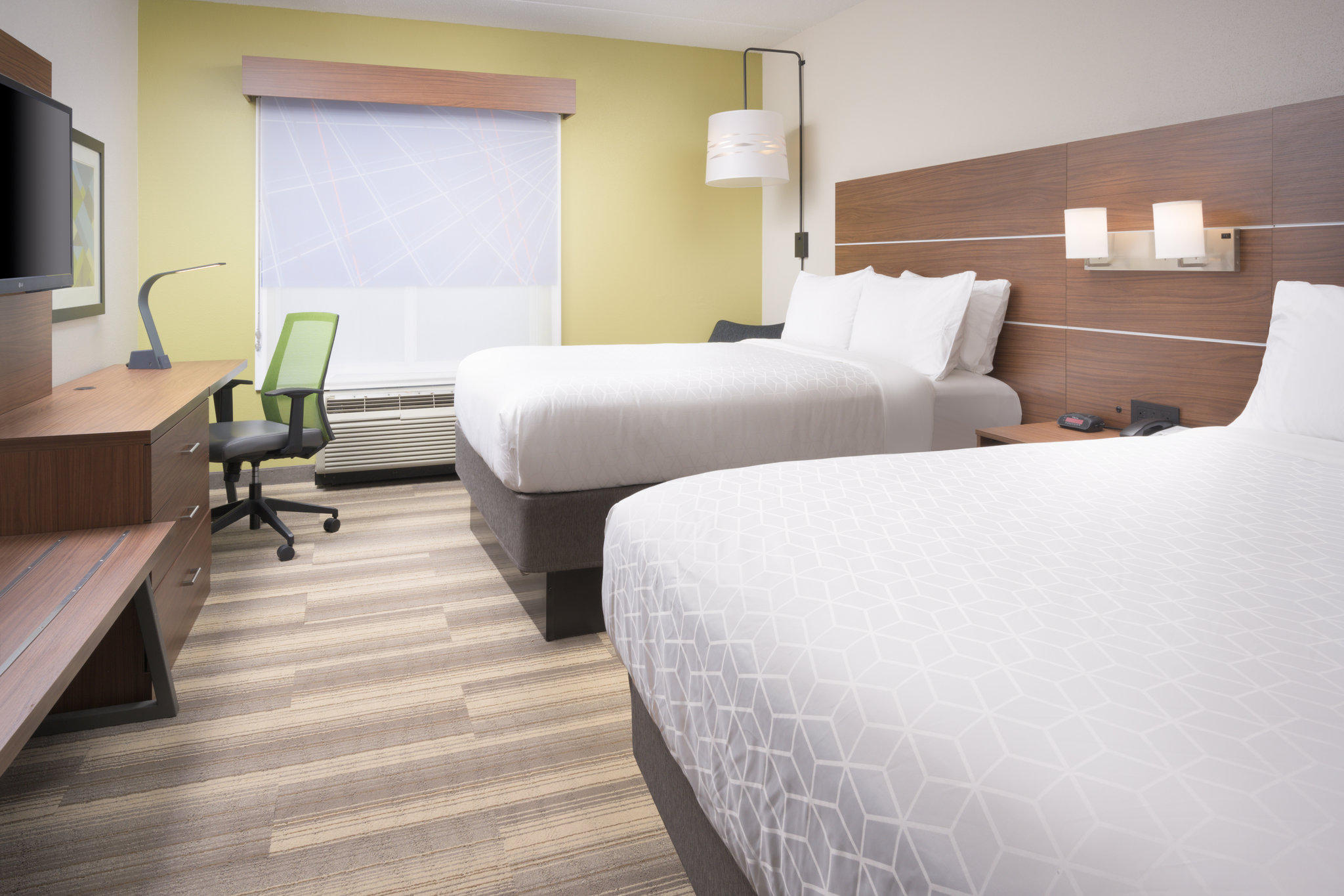 Holiday Inn Express & Suites Chattanooga Downtown Photo
