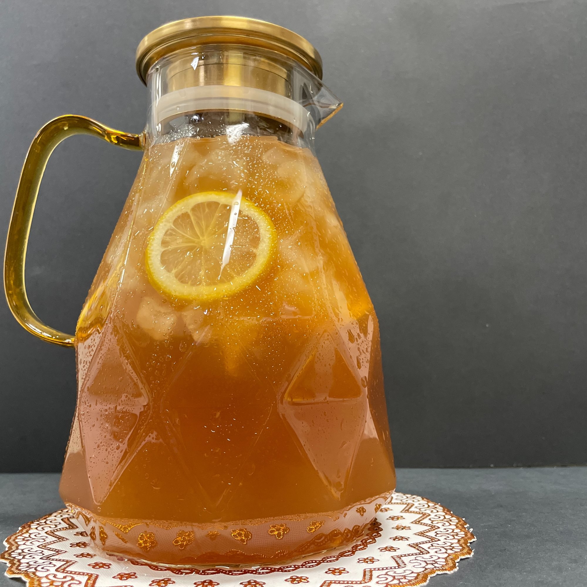 Homemade Raspberry Iced Tea