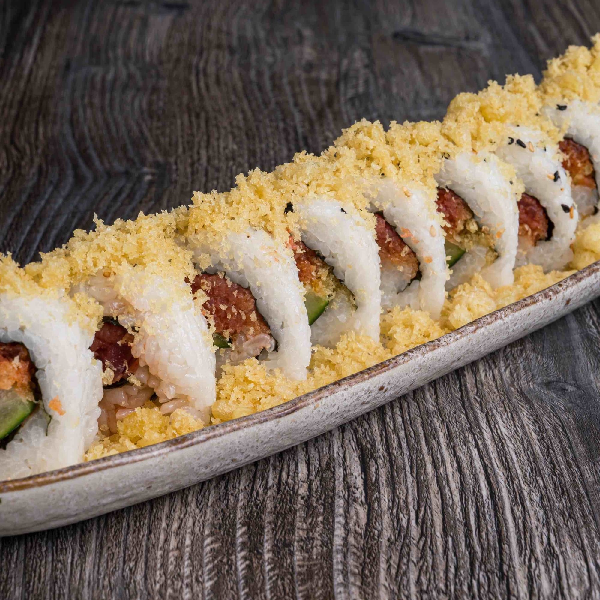 CRUNCHY SPICY TUNA ROLL