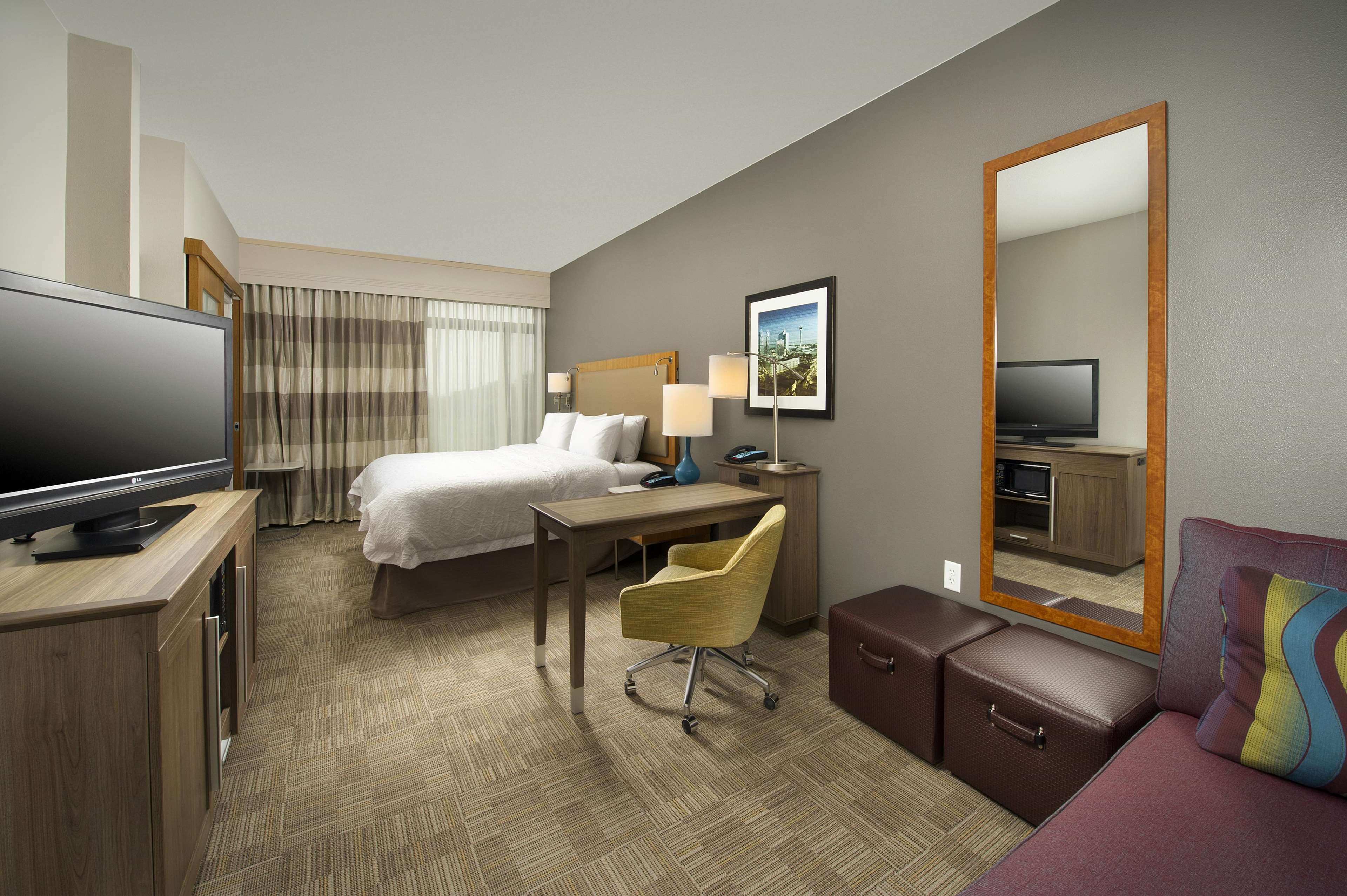 Hampton Inn & Suites San Antonio Northwest/Medical Center Photo