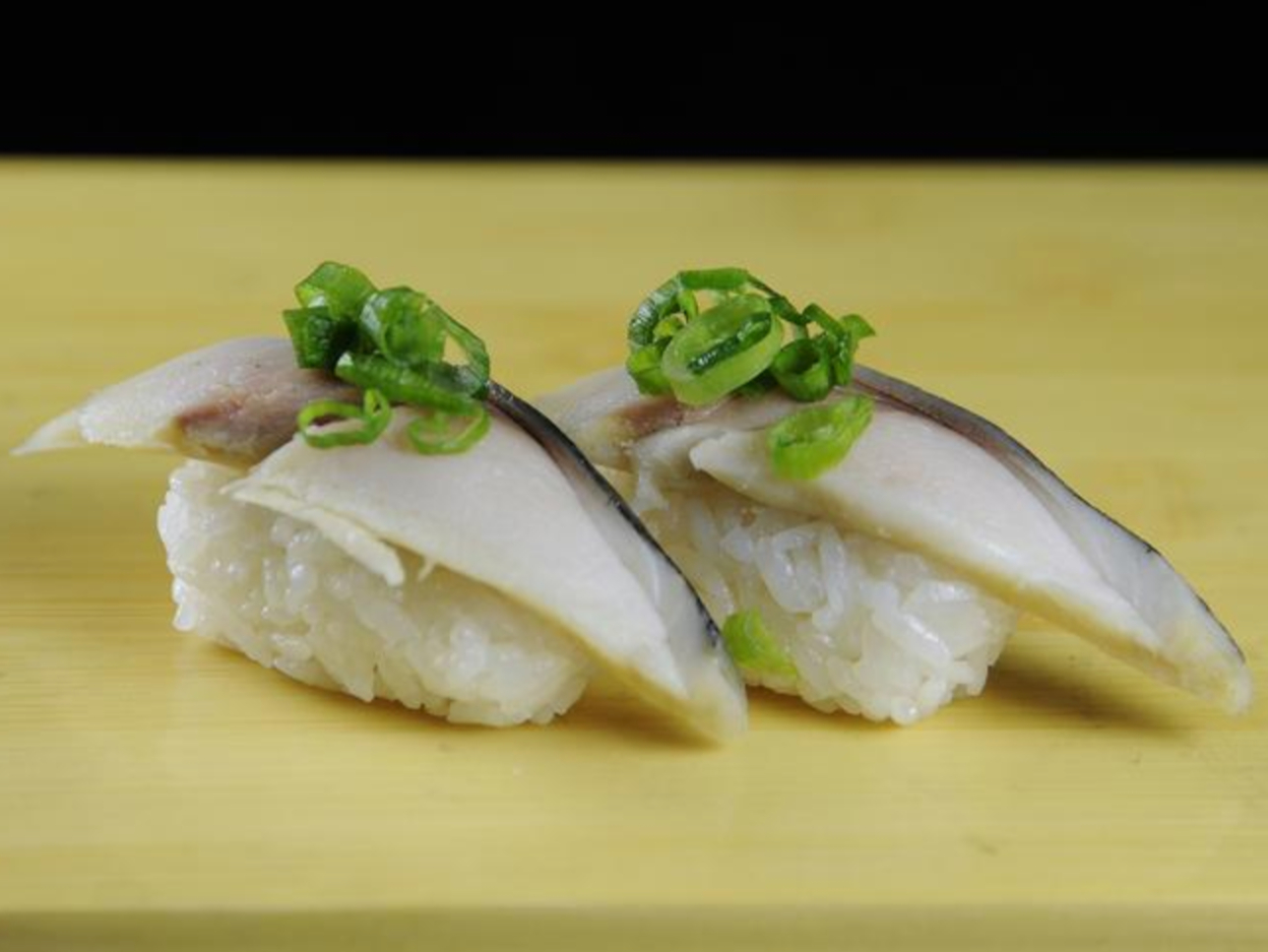 Mackerel Nigiri