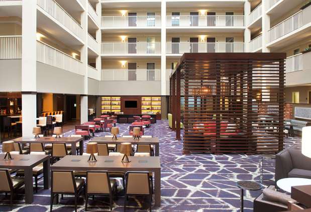 Images Embassy Suites by Hilton Philadelphia Airport