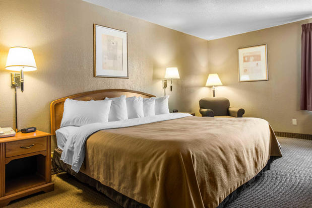 Images Quality Inn & Suites