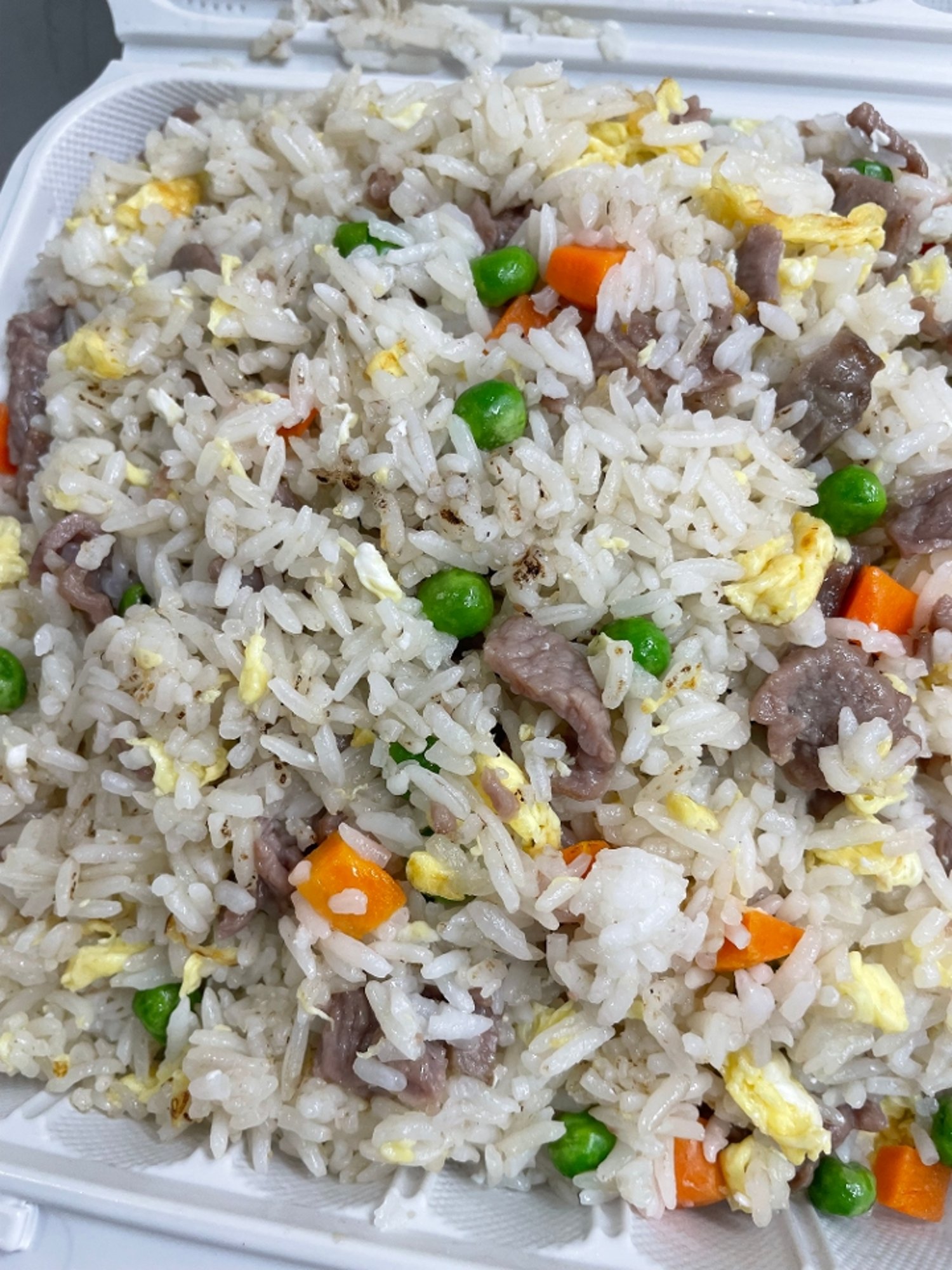 牛肉炒饭 200.Beef Fried Rice
