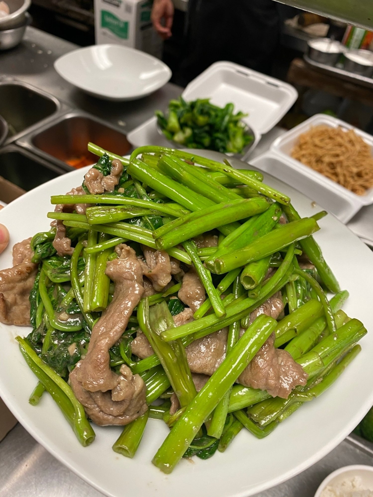 通菜猪/牛 85.Ong Choy w/Pork or Beef