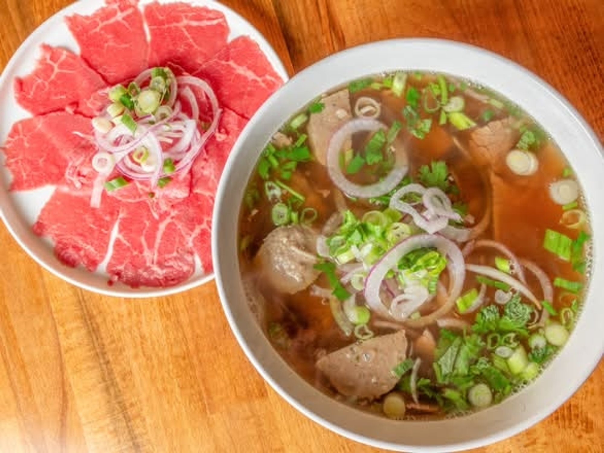 P3. Phở Tái (Rare Beef Pho)