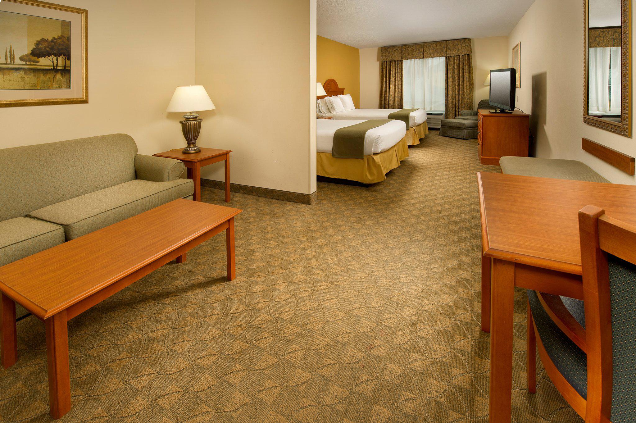 Holiday Inn Express & Suites Lenoir City (Knoxville Area) Photo