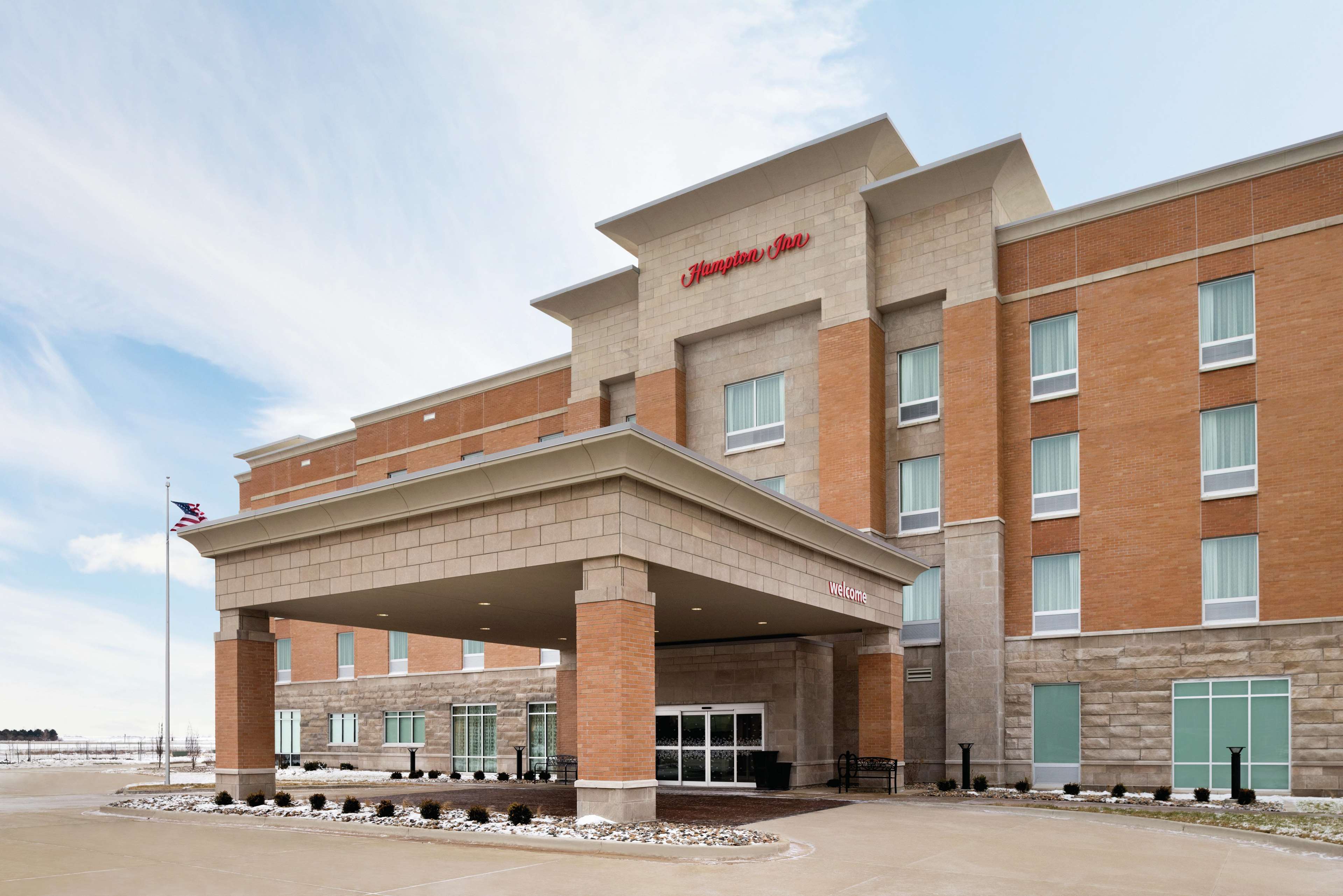 hampton-inn-champaign-southwest-3308-mission-drive-champaign-il