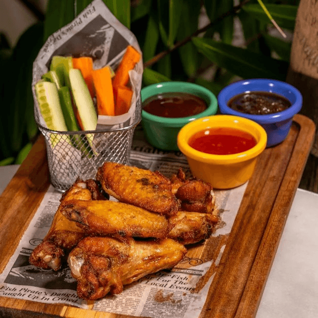 Tiki Signature Chicken Wings to Share