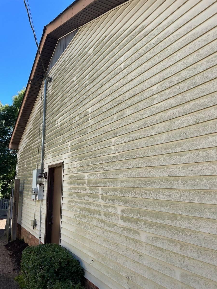 Blues Pressure Washing Image
