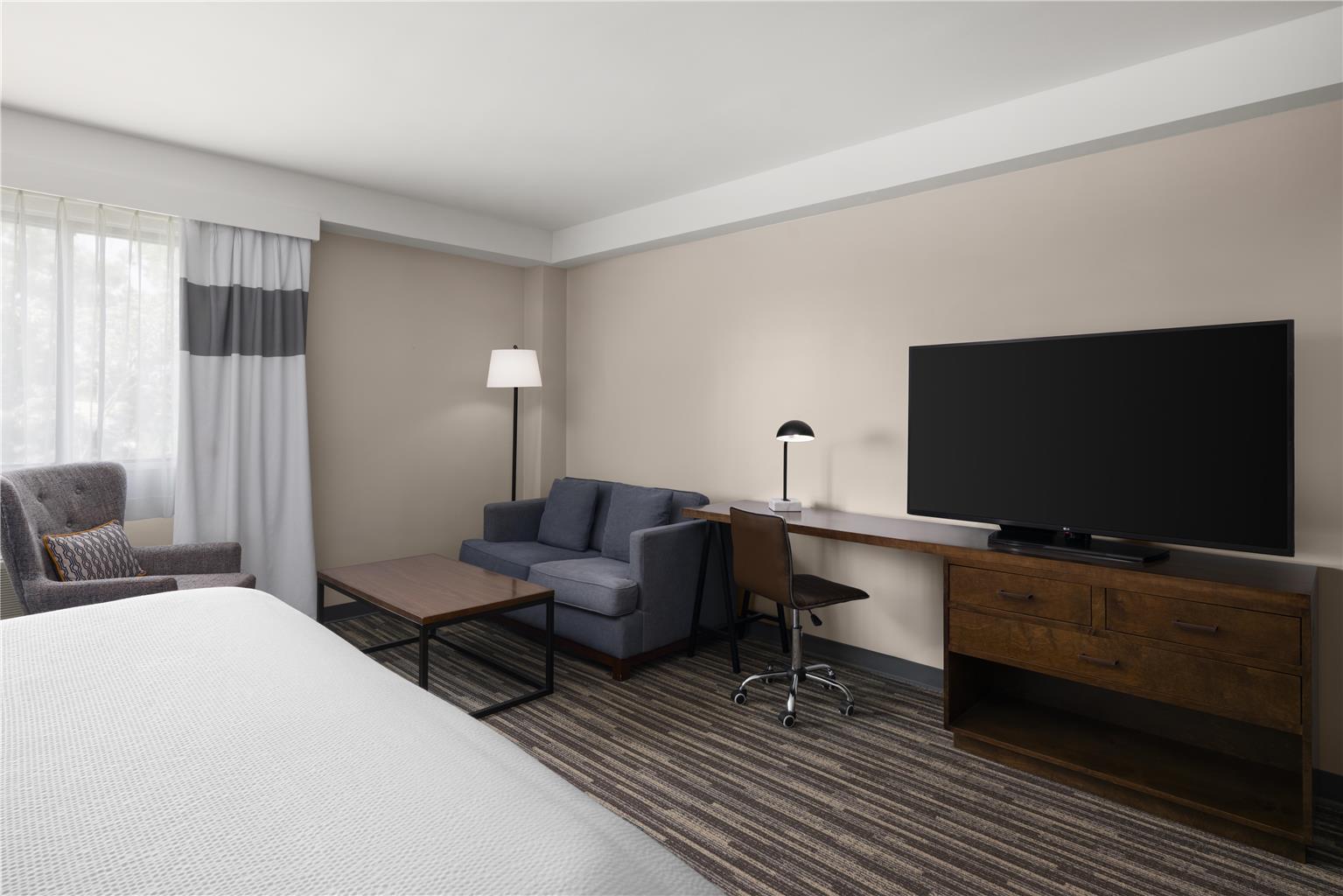 Best Western Premier Plainview-Long Island Hotel Image