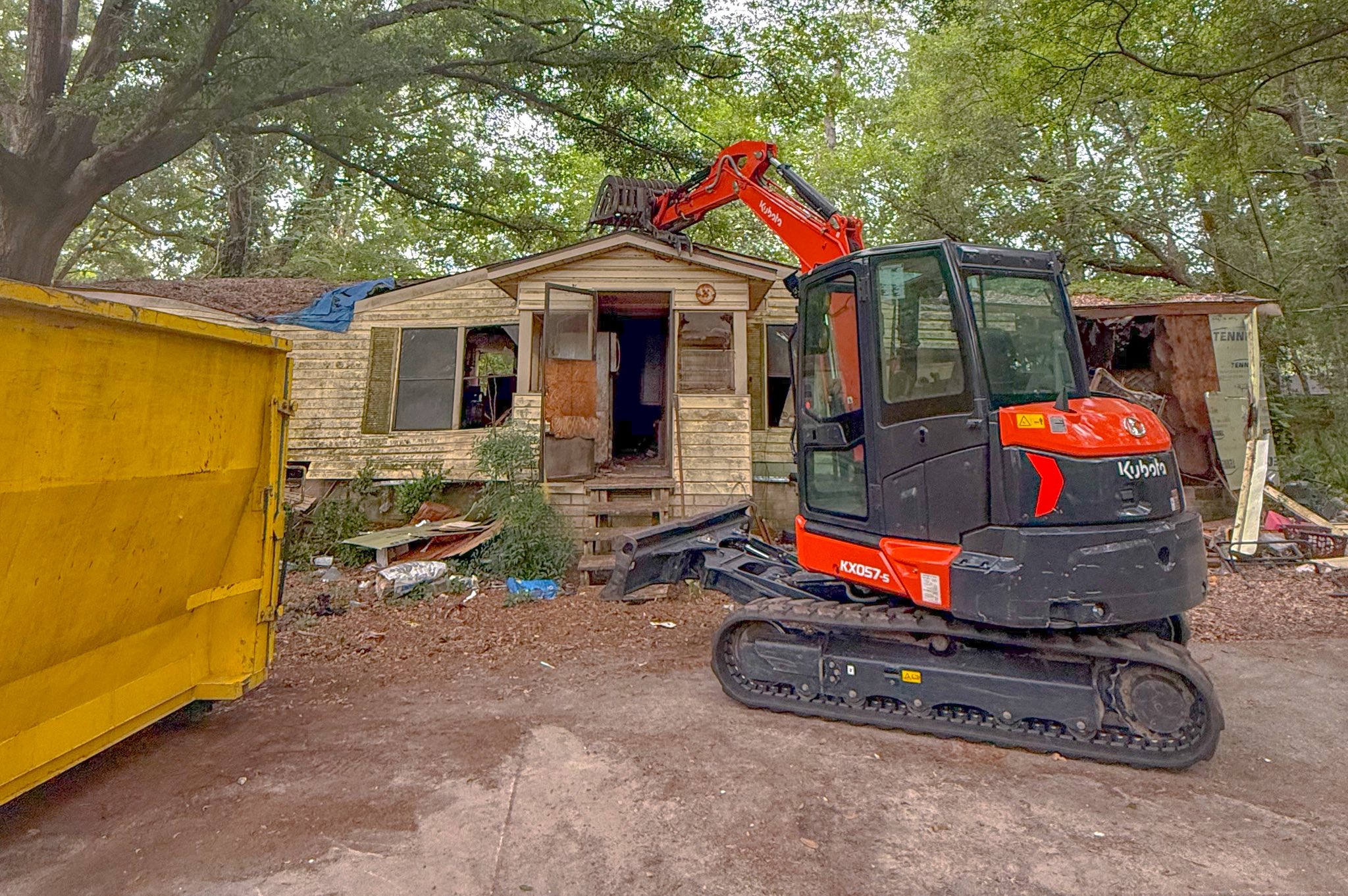 Blue-Collar Junk Haulers LLC Image