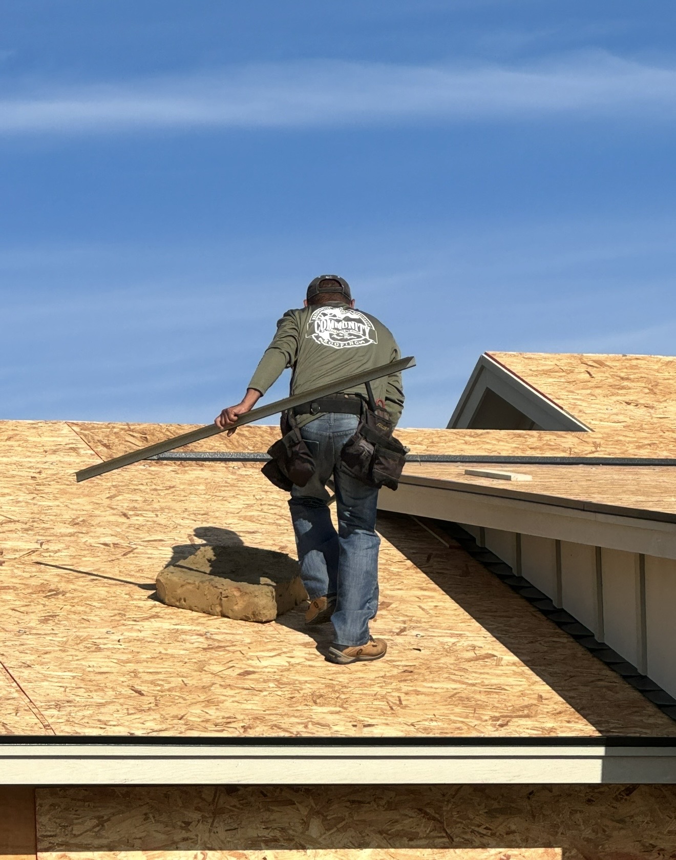 Community Construction & Roofing Image