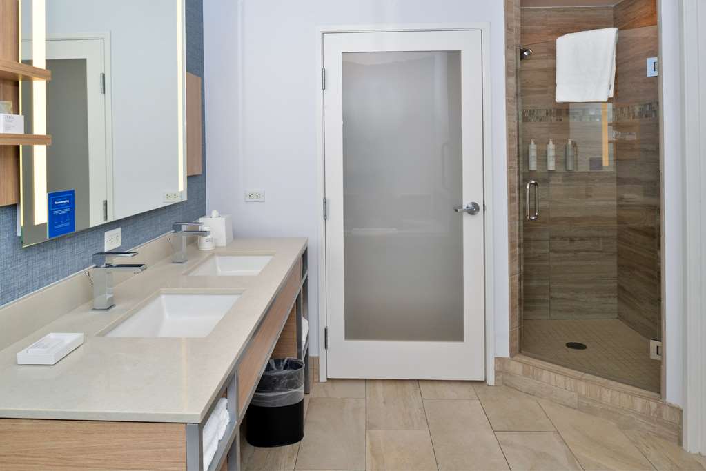 Hilton Garden Inn Napa Image