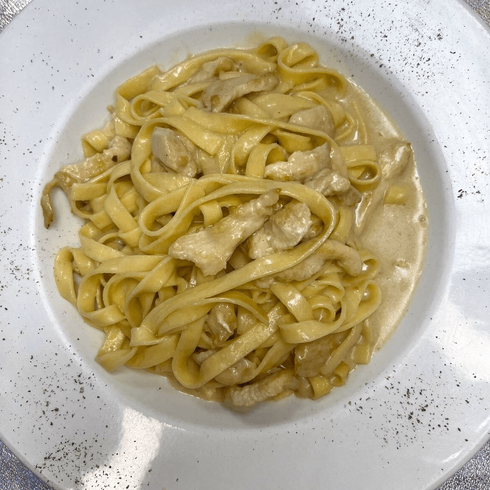 Fettuccine Alfredo