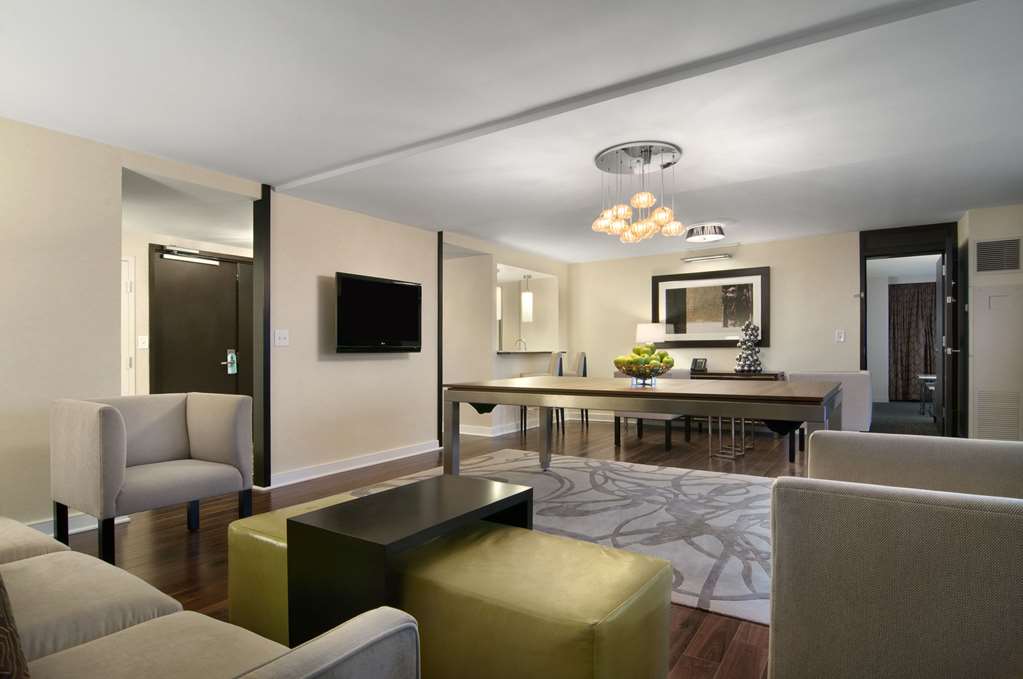 Hilton Atlanta Airport Image