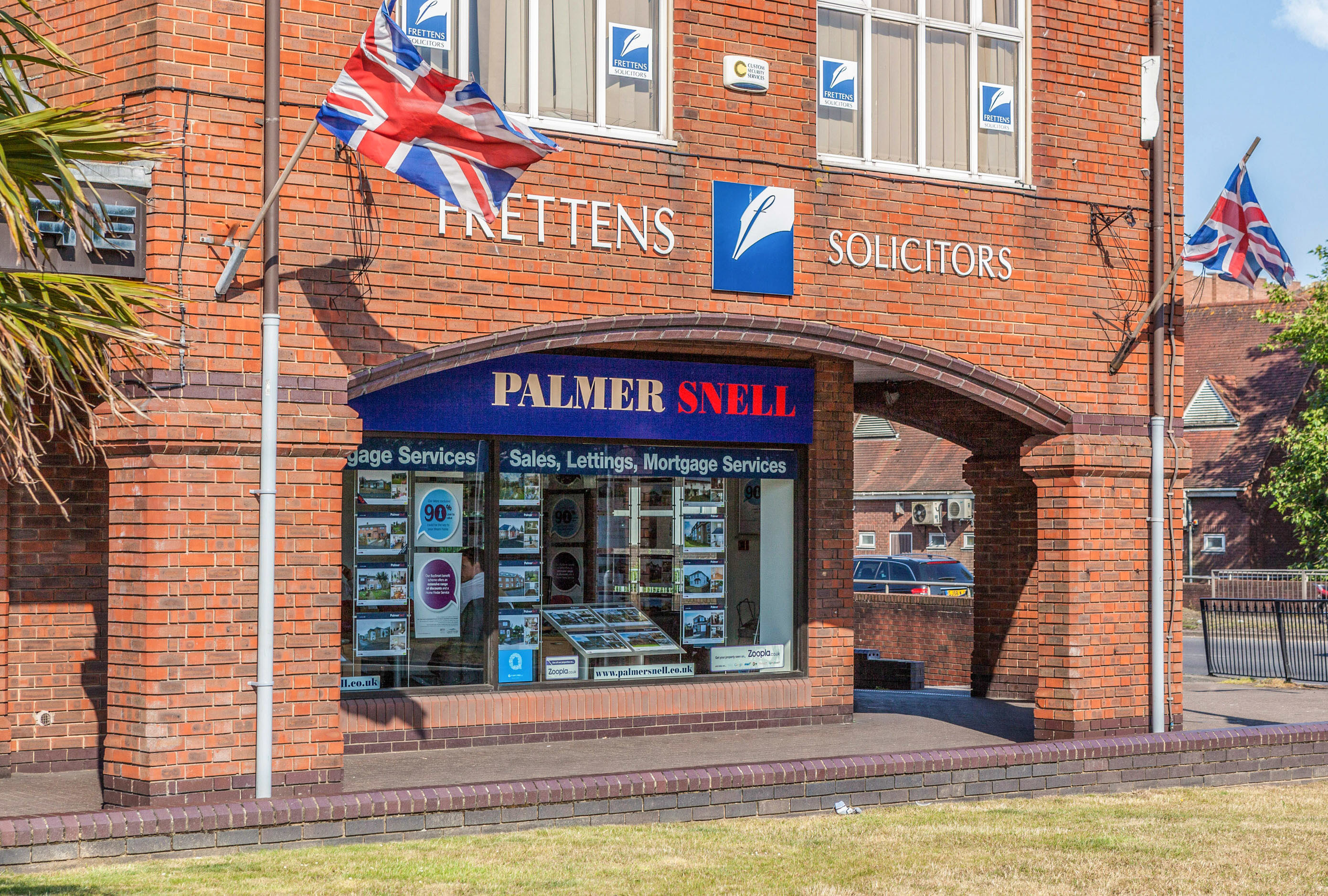 Palmer Snell Estate Agents in Christchurch BH23 1QN