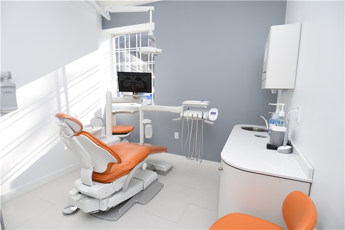 Modern Dental Care of Queens Photo