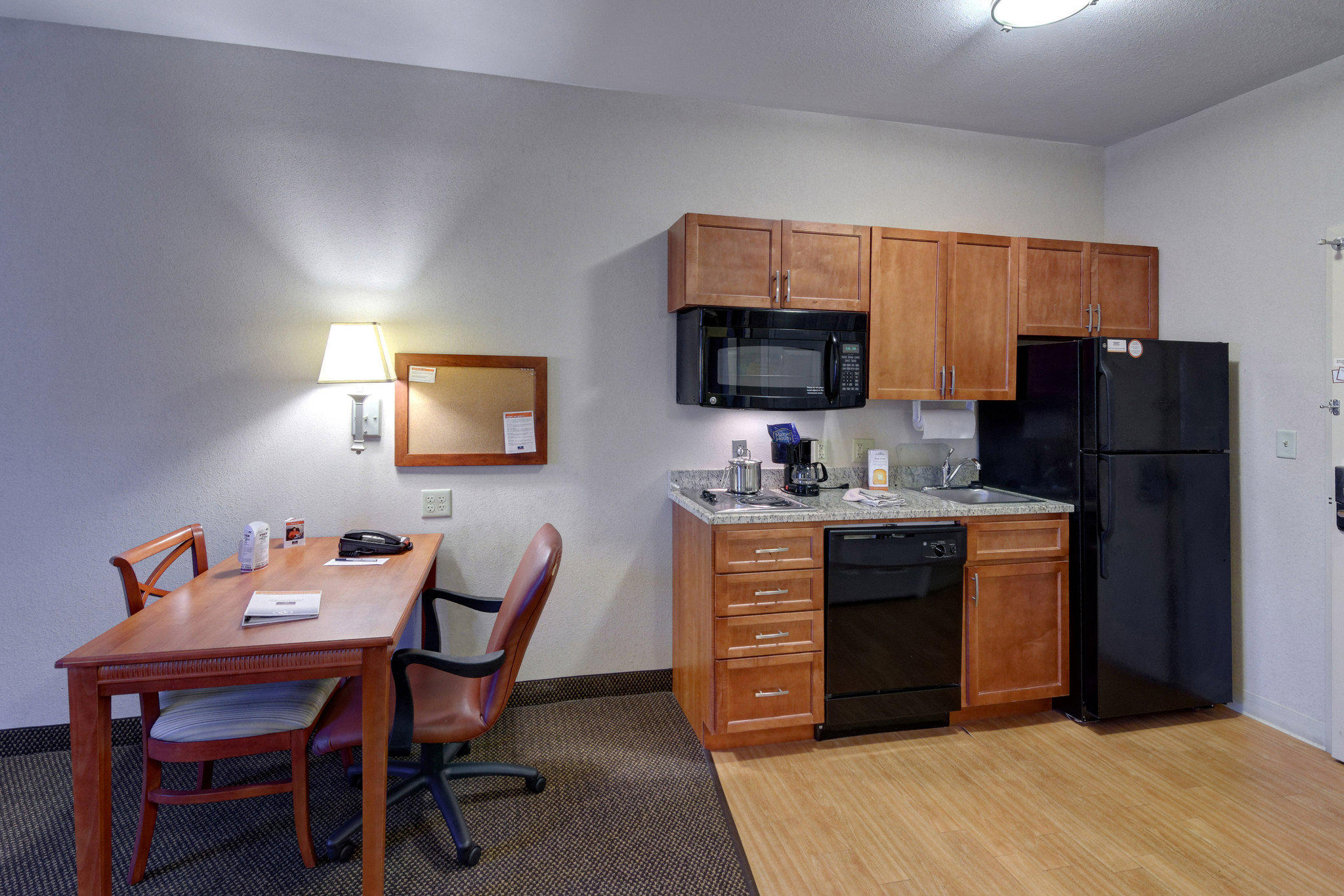 Candlewood Suites Enterprise Photo