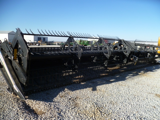2005 Macdon 974