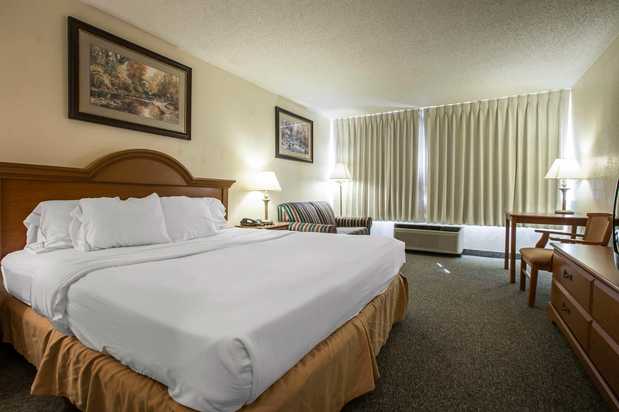 Images Quality Inn