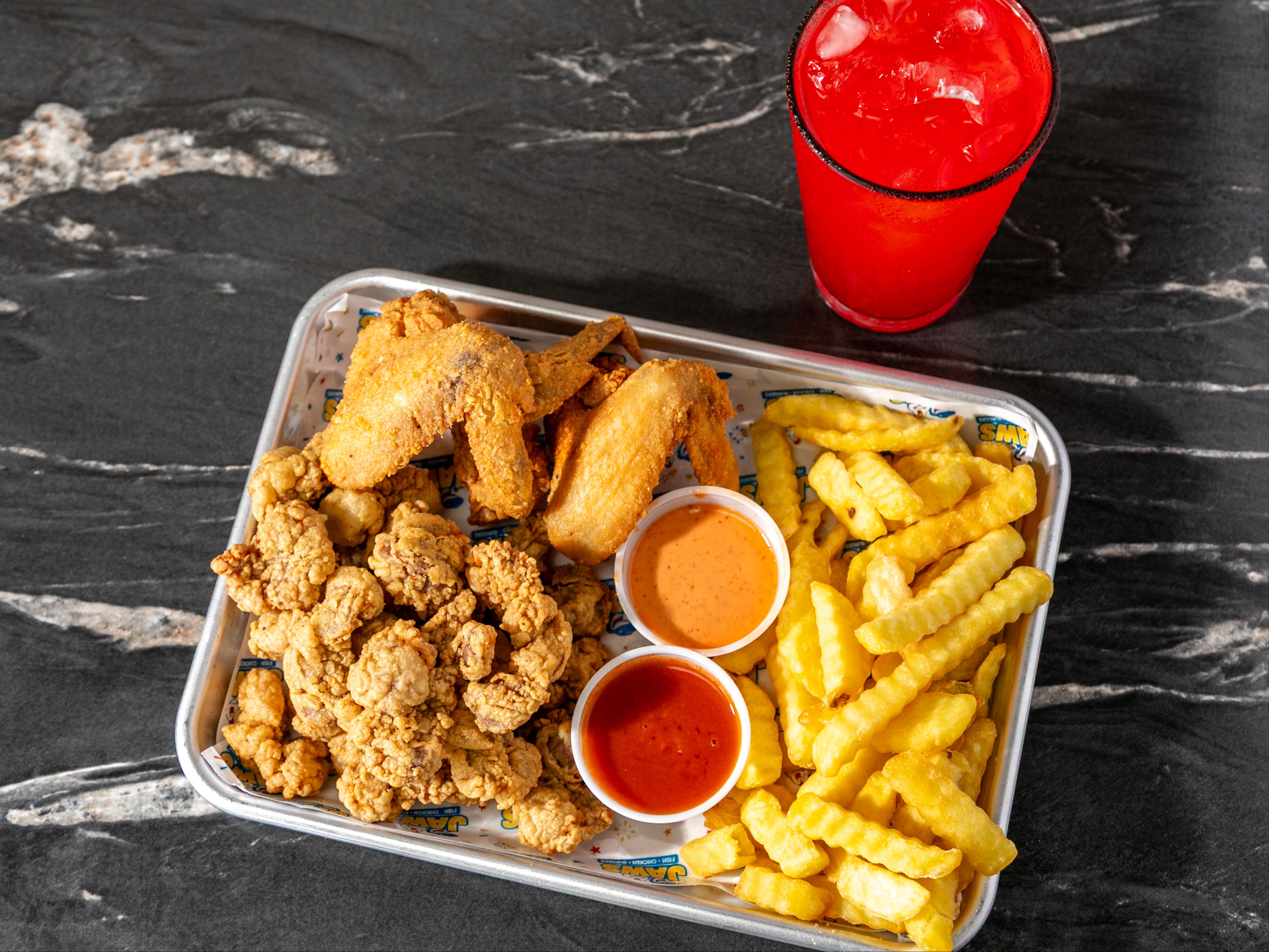 Combo #5: (Gizzard or Liver & 3 Wings or Leg N' Thigh)