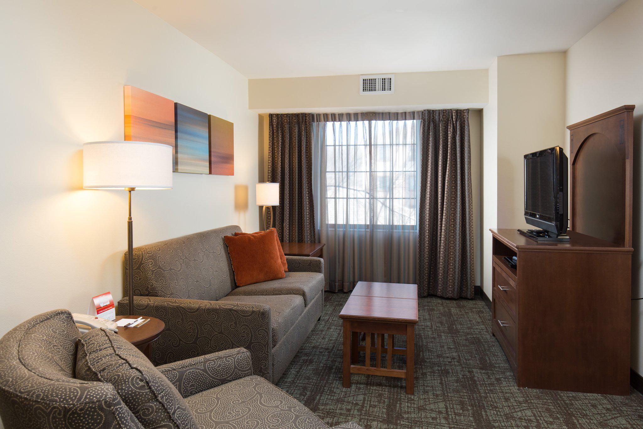 Staybridge Suites Sacramento Airport Natomas Photo