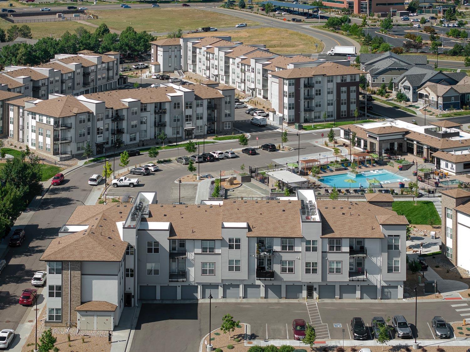 ELK Roofing & Construction Image