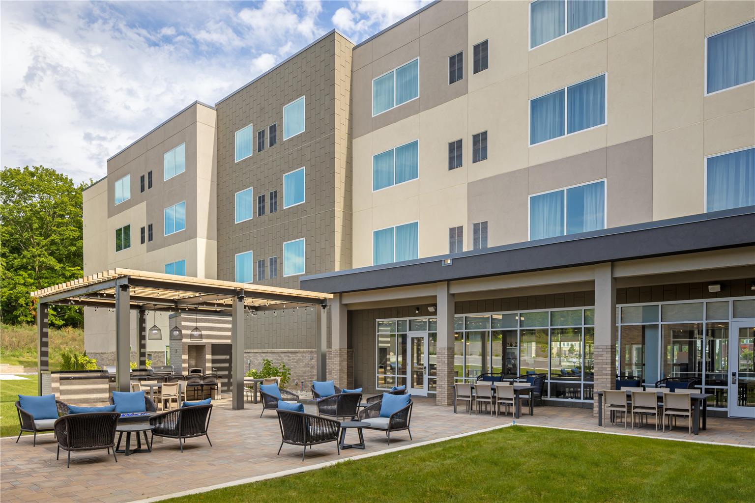 Homewood Suites by Hilton Walker Grand Rapids North Image