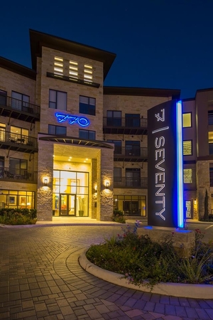 Images 7Seventy Apartments in Houston's Energy Corridor