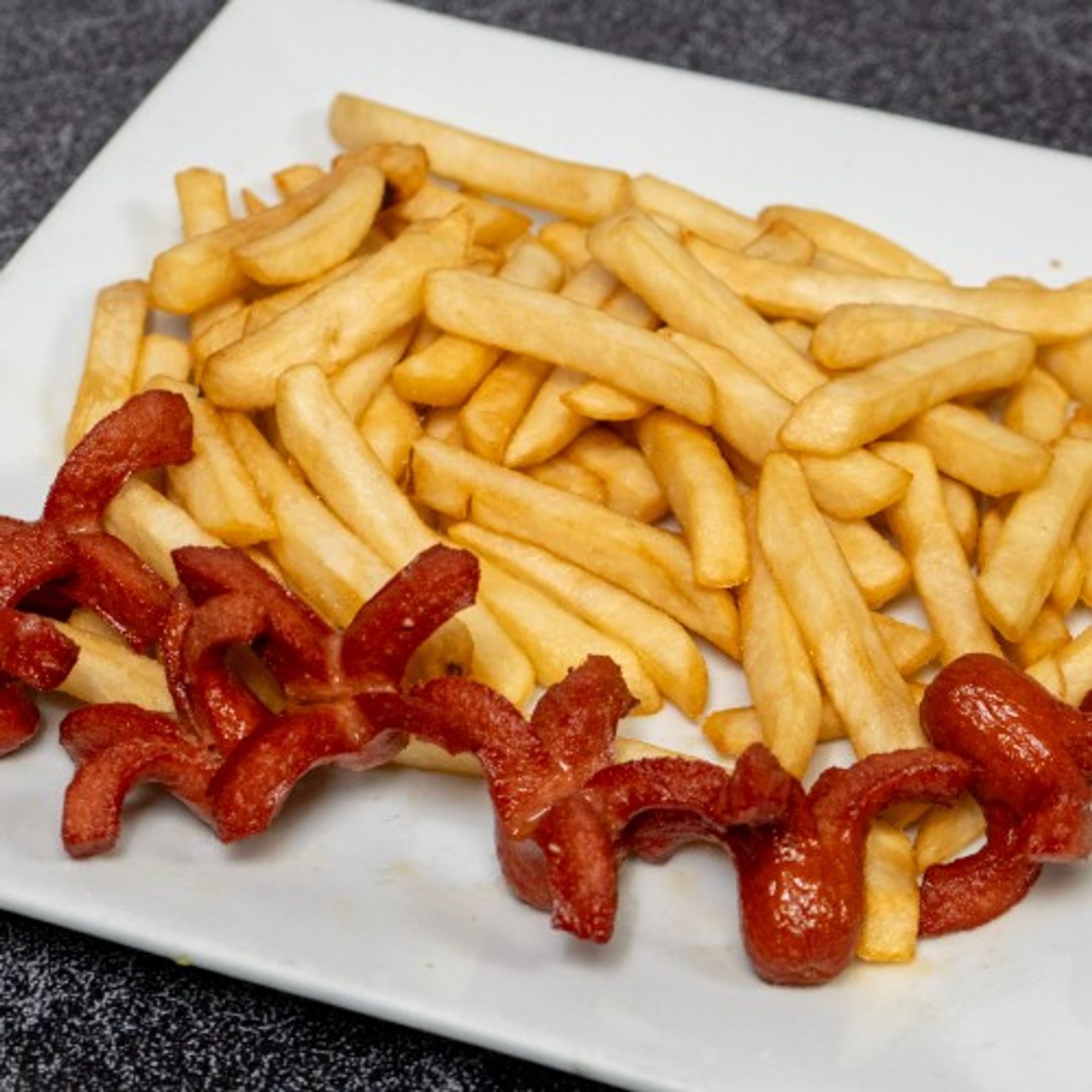Salchipapa
