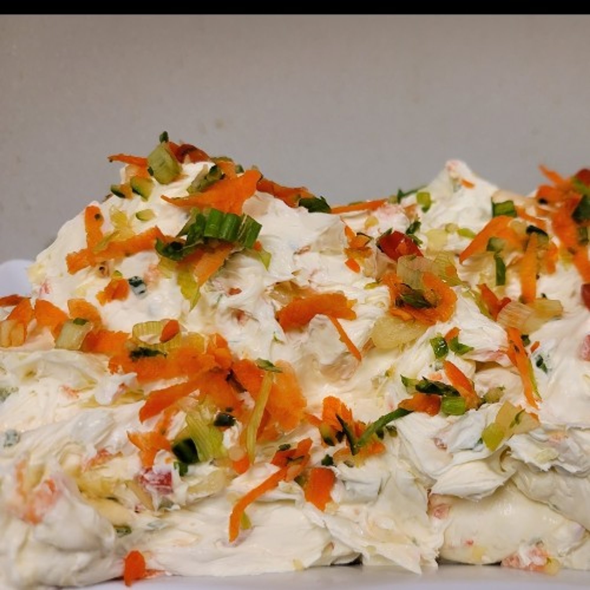 Veggie cream cheese 1/4 lb