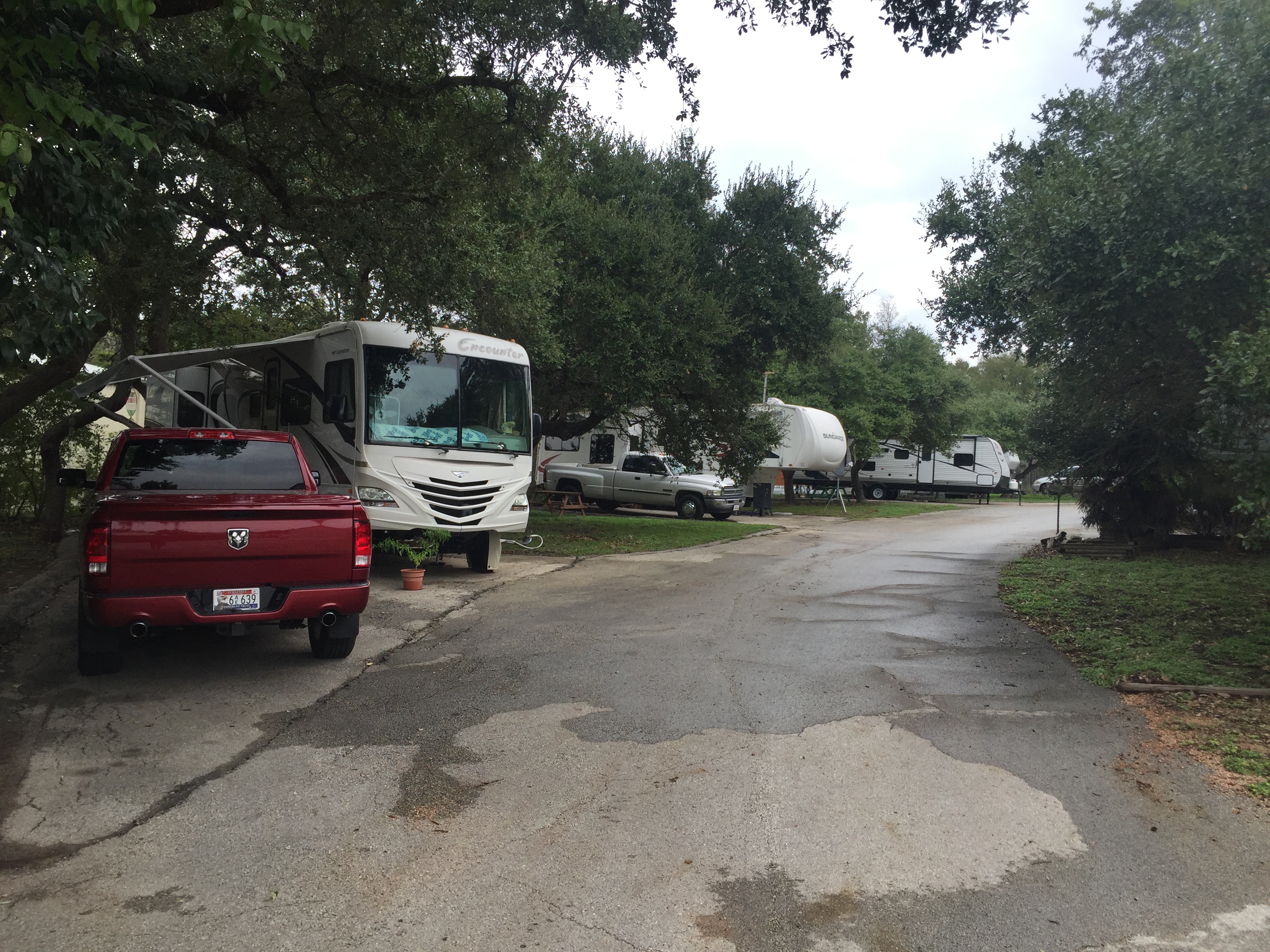 Wagon Wheel RV Park & Cabin Rentals Image