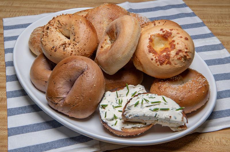 Siegel's Bagelmania Airport Image