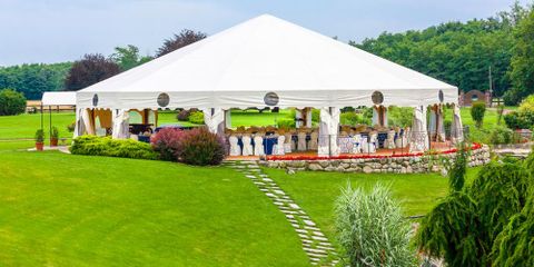 Where Should You Place a Portable Restroom at Your Wedding?