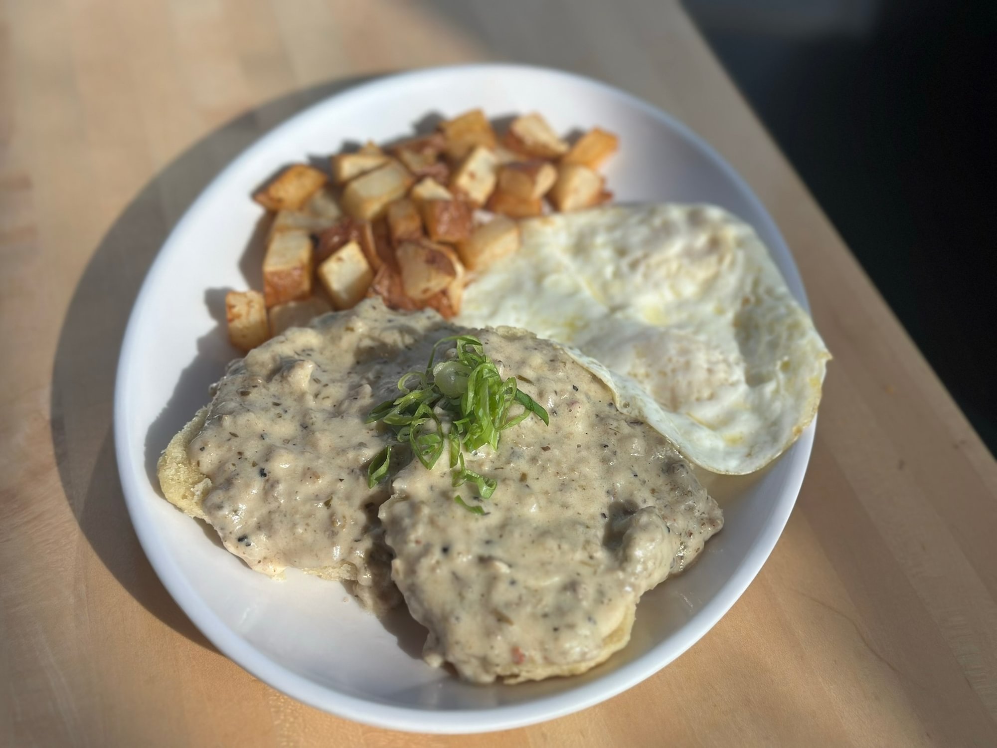 Loaded Biscuit (Biscuit and Gravy)