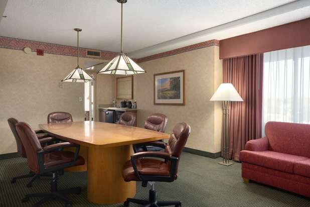 Images Embassy Suites by Hilton Omaha Downtown Old Market