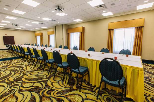 Images Hampton Inn & Suites Effingham