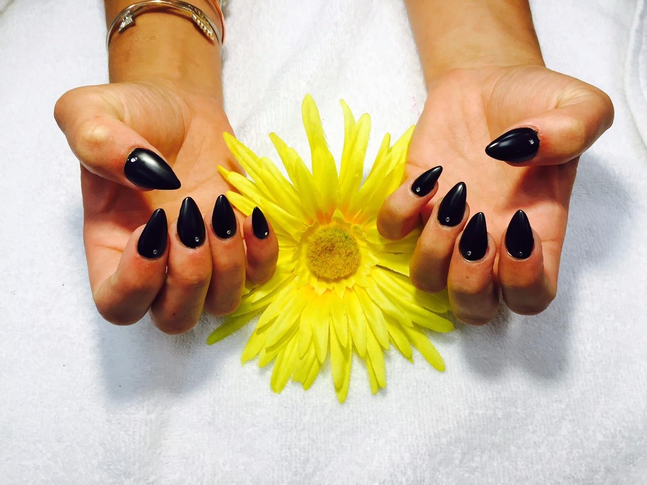 TL Nails & Spa image