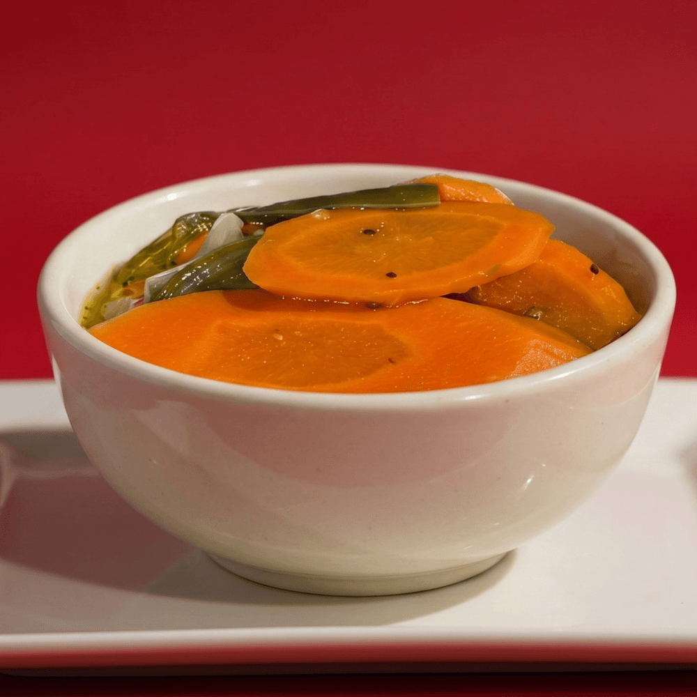 Chiles con Zanahoria en Vinagre