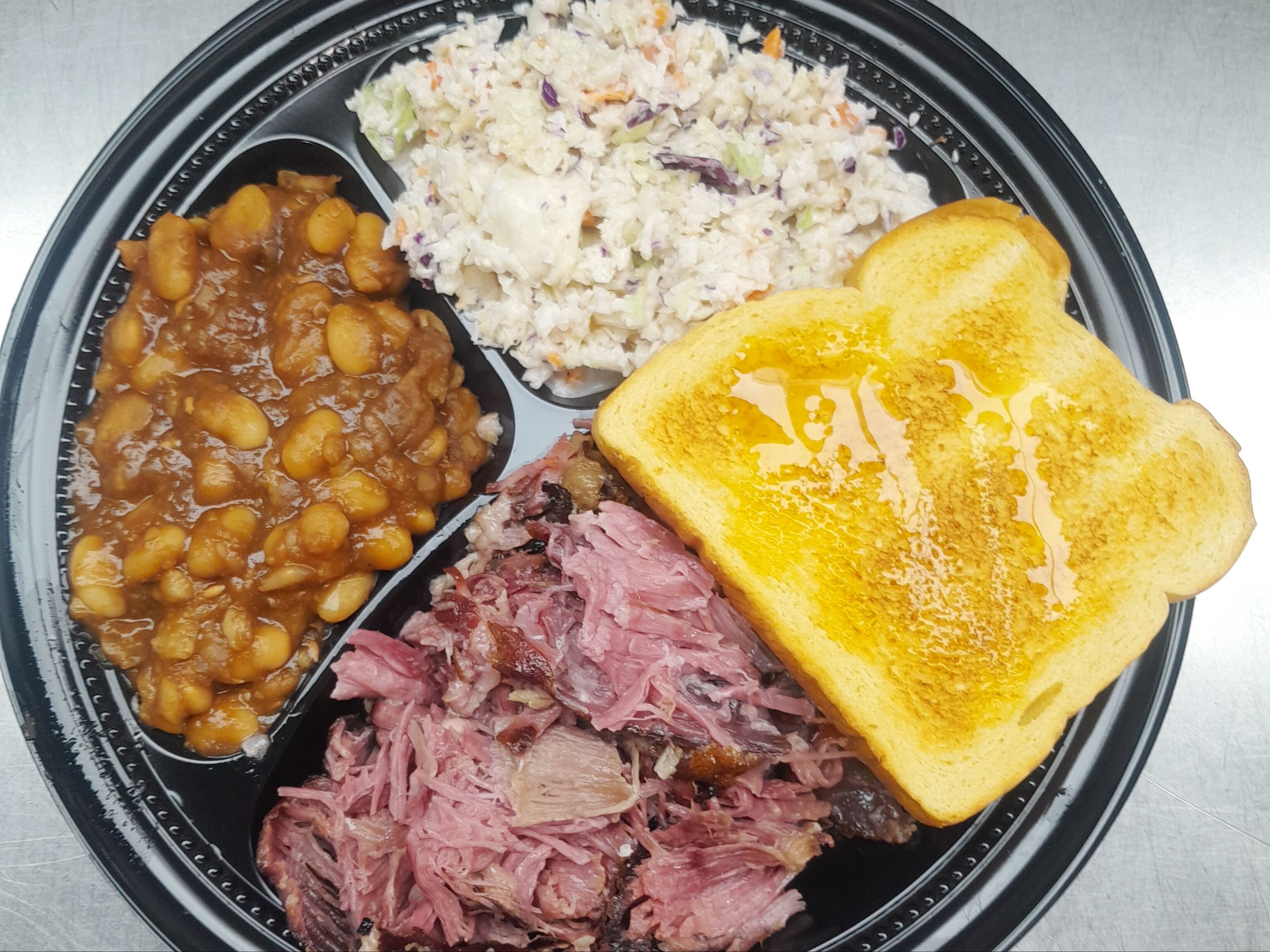 Pulled Pork + 2 Sides
