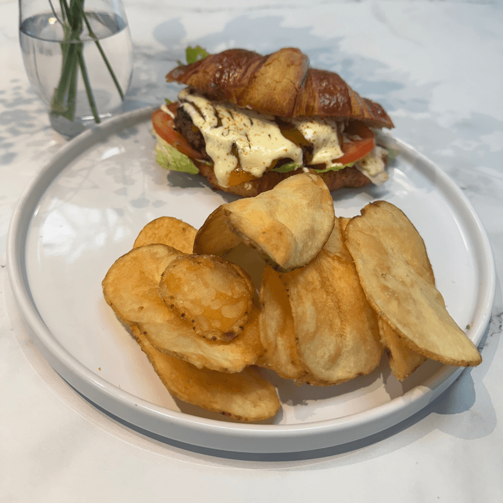 Burger Breakfast Croissant