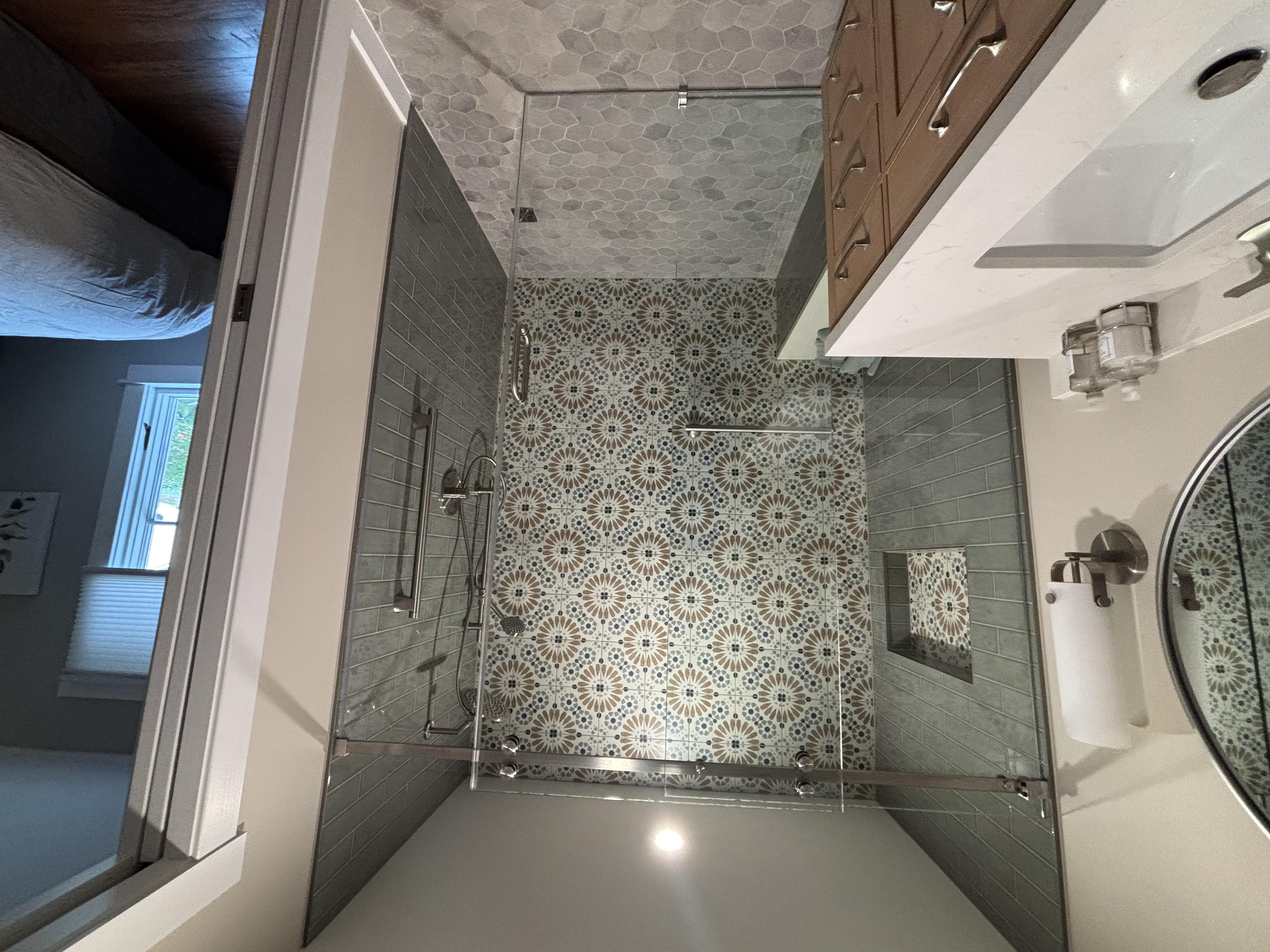 Vasquez glass services LLC Image