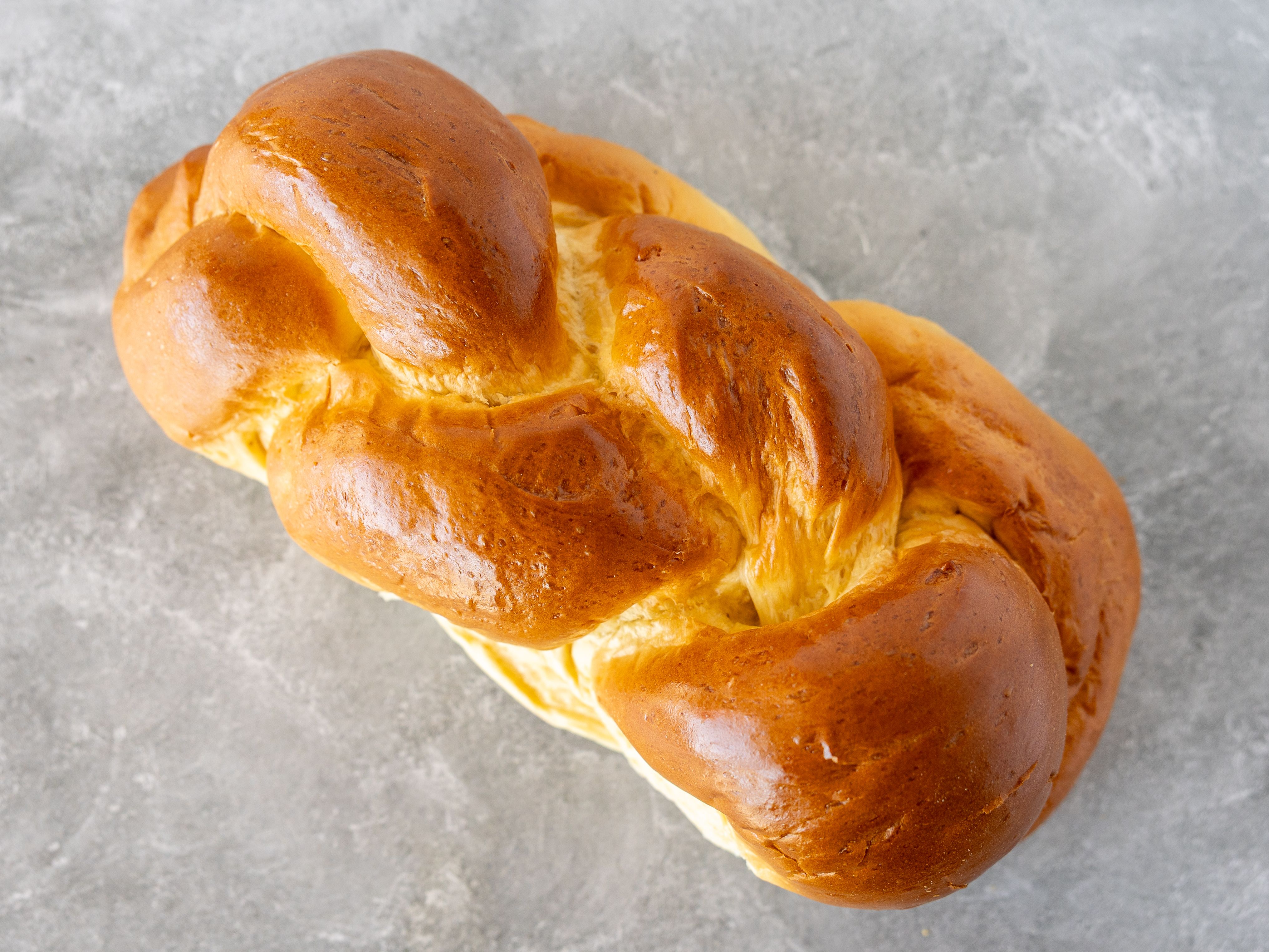 Large Egg "San Diego" Sweet Challah