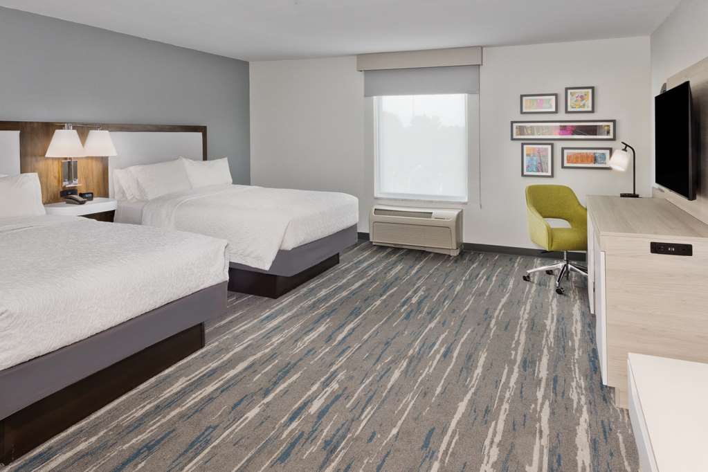 Hampton Inn & Suites Phenix City- Columbus Area Image